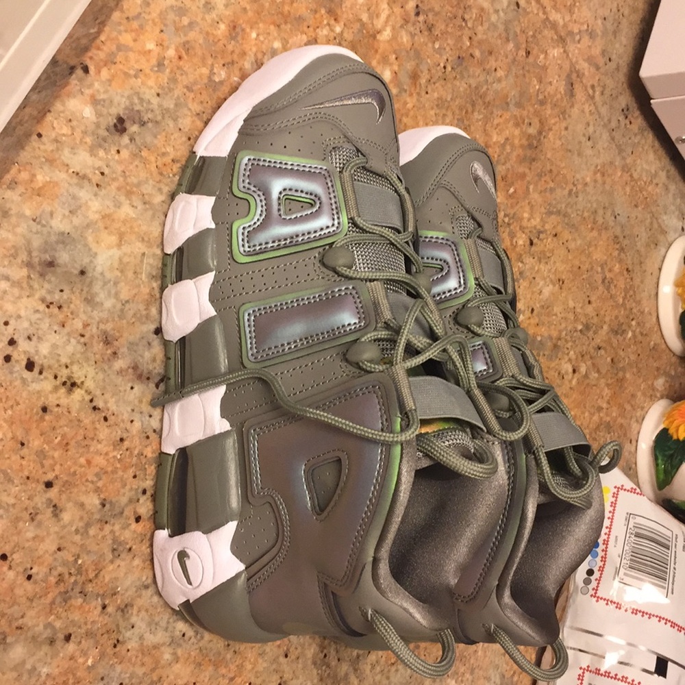 Womens Nike Size 8
